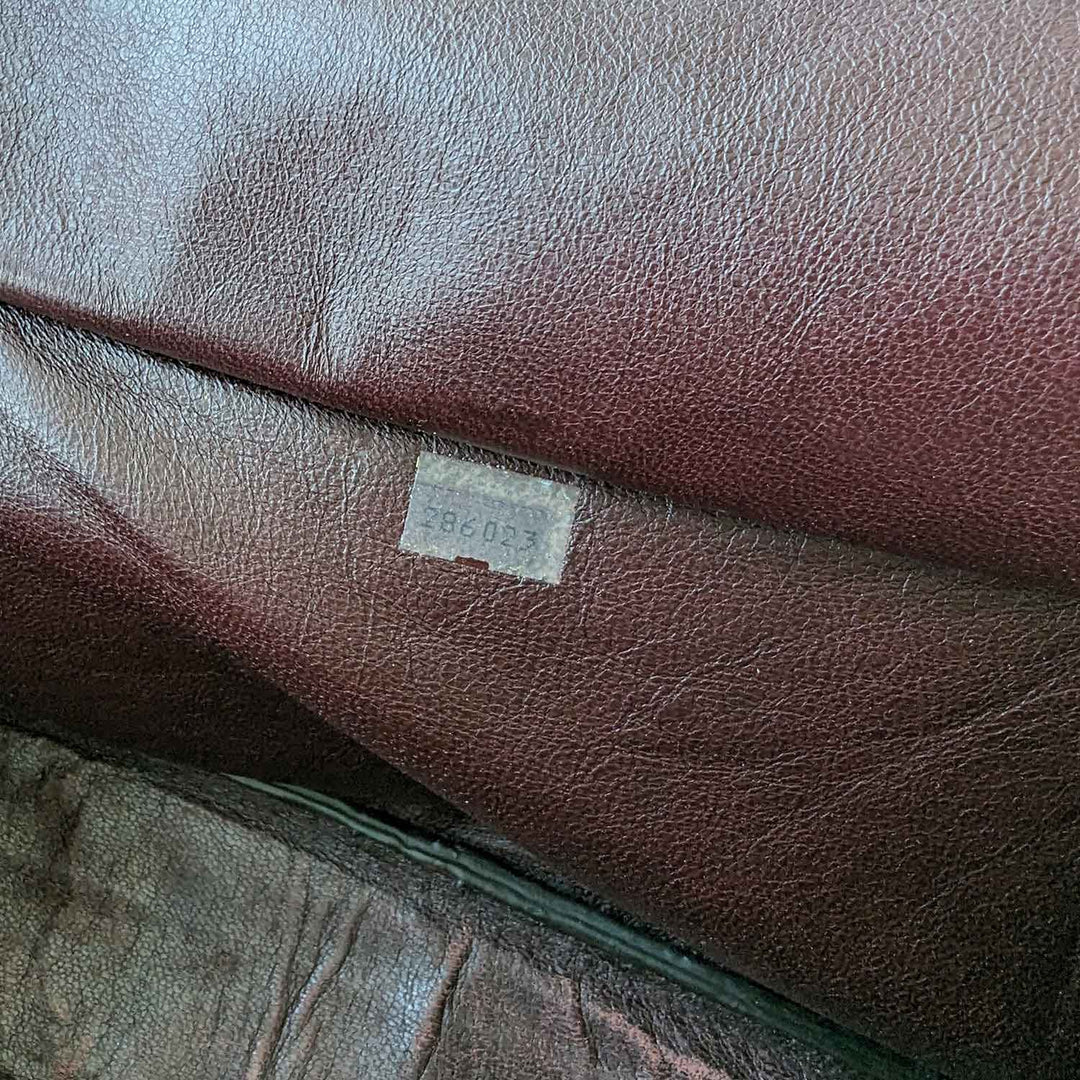 Chanel Quilted Vintage Shoulder Bag - revogue