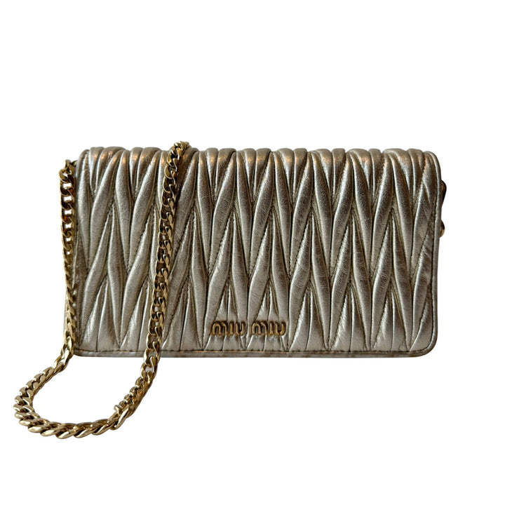 Miu Miu Matelassé Shoulder Bag - revogue