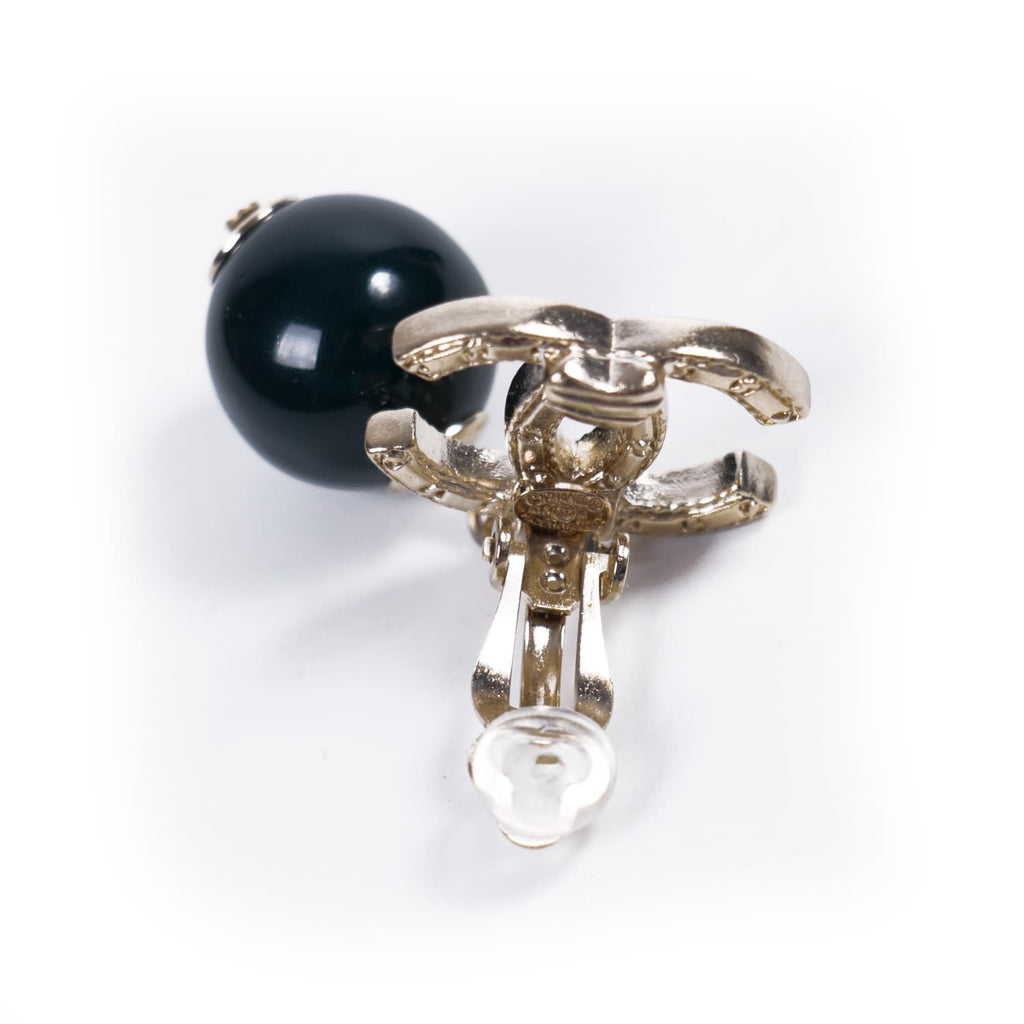 Chanel Pearl Drop-In Earrings Accessories Chanel - Shop authentic new pre-owned designer brands online at Re-Vogue