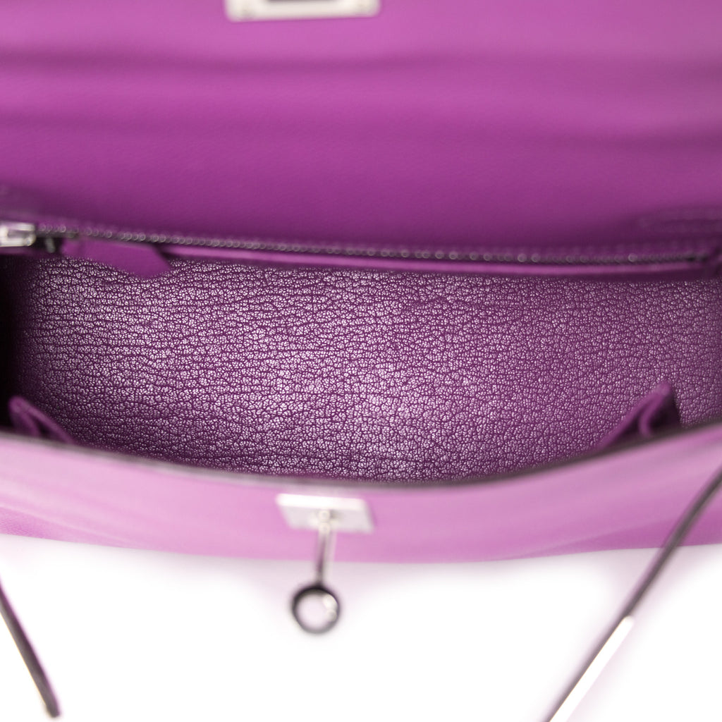 Hermès Kelly 25 Retourne Violet Courchevel Bags Hermès - Shop authentic new pre-owned designer brands online at Re-Vogue