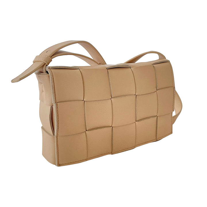 Bottega Veneta Cassette Bag - revogue