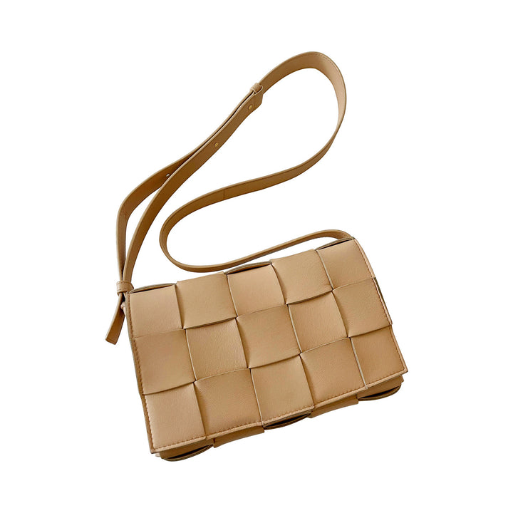 Bottega Veneta Cassette Bag - revogue