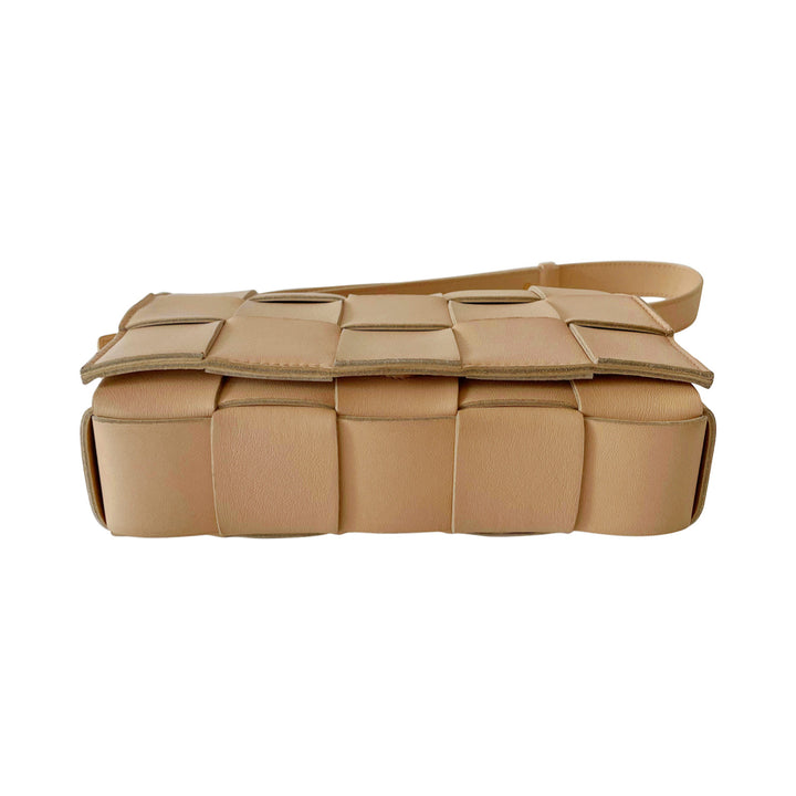 Bottega Veneta Cassette Bag - revogue