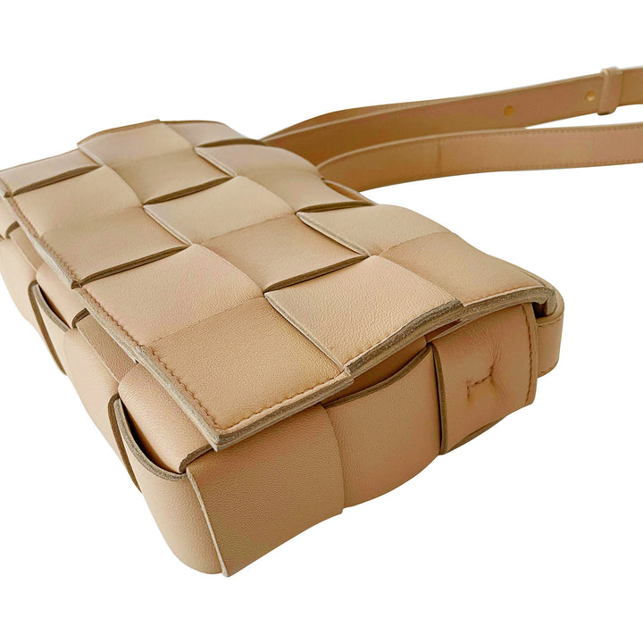 Bottega Veneta Cassette Bag - revogue