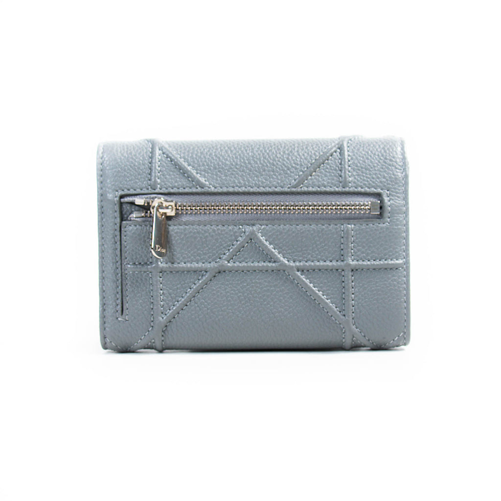 Christian Dior Diorama Wallet Accessories Dior - Shop authentic new pre-owned designer brands online at Re-Vogue