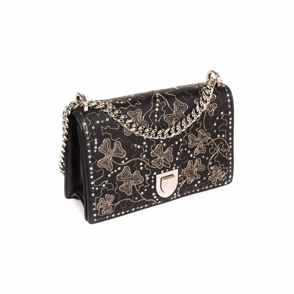 Christian Dior Diorama Medium Shoulder Bag Bags Dior - Shop authentic new pre-owned designer brands online at Re-Vogue