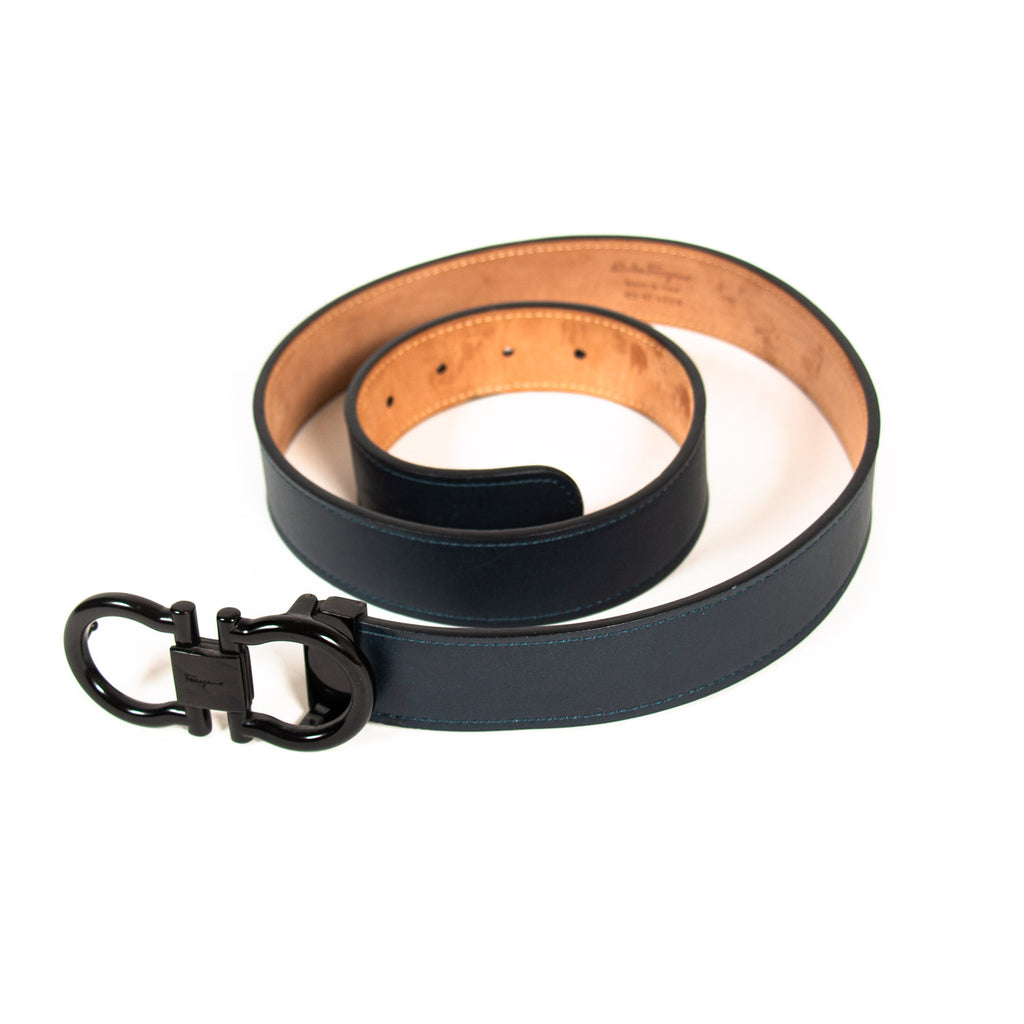 Salvatore Ferragamo Gancini Leather Belt Accessories Salvatore Ferragamo - Shop authentic new pre-owned designer brands online at Re-Vogue