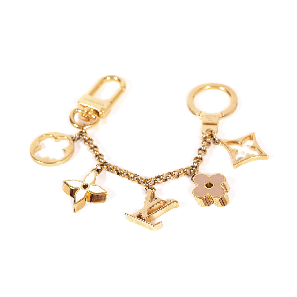 Louis Vuitton Spring Street Bag Charm Accessories Louis Vuitton - Shop authentic new pre-owned designer brands online at Re-Vogue