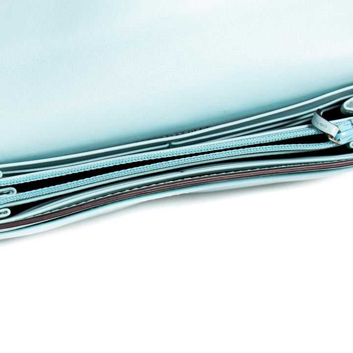 Gucci Interlocking GG Wallet Accessories Gucci - Shop authentic new pre-owned designer brands online at Re-Vogue