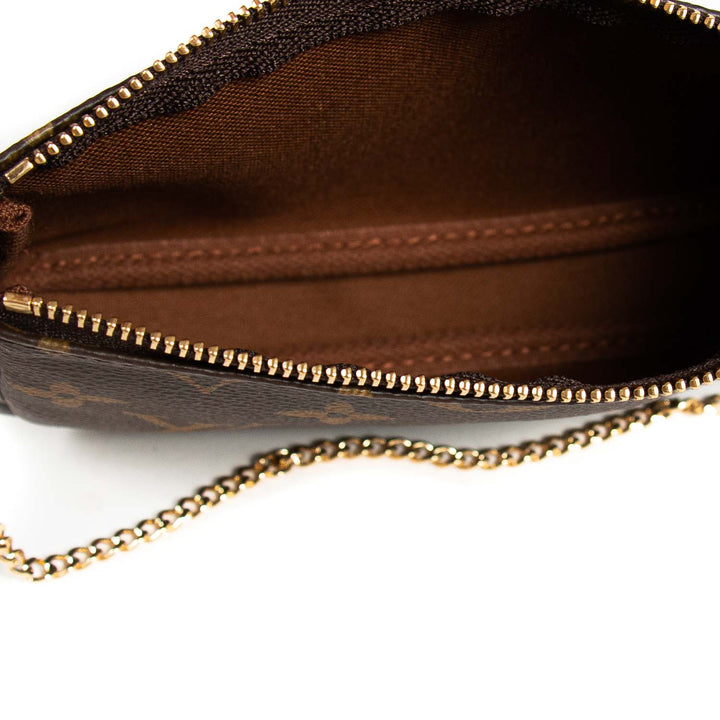 Louis Vuitton Mini Pochette Accessoires - revogue