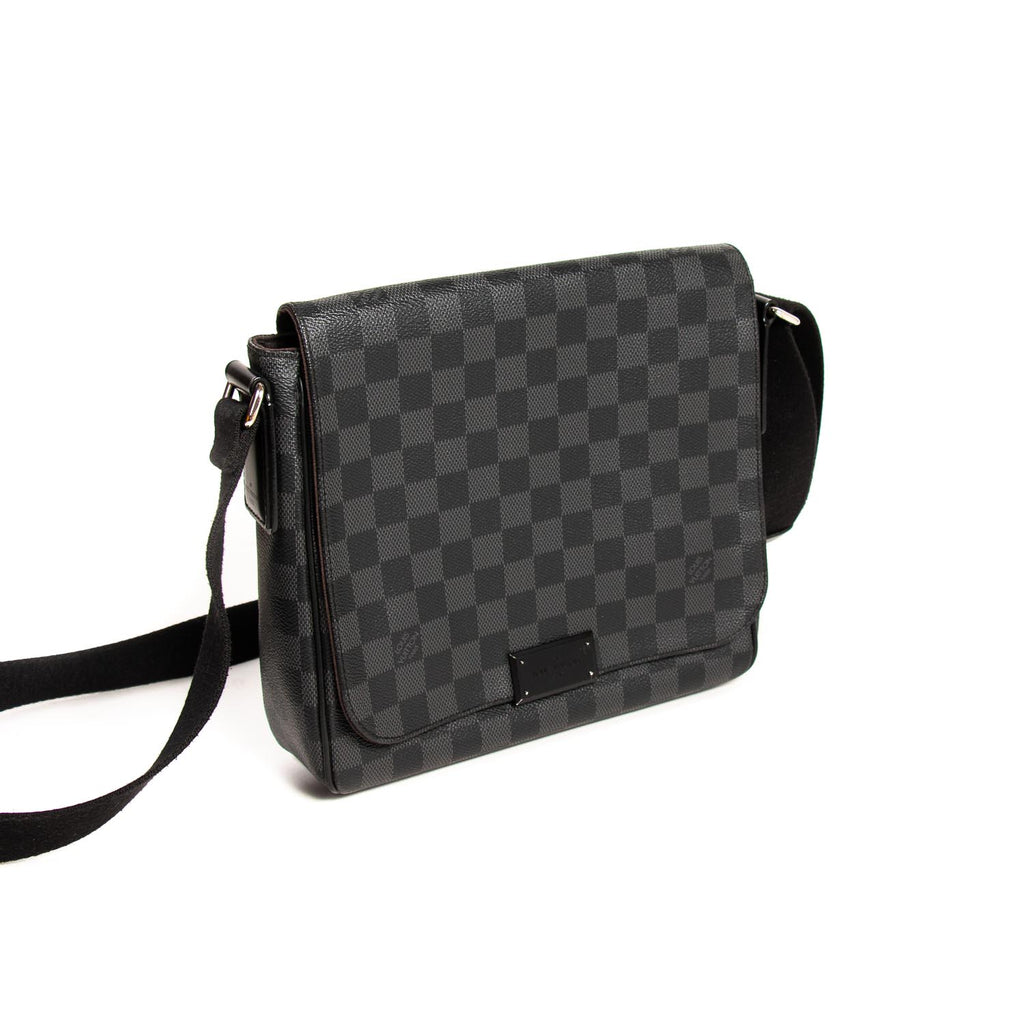 Louis Vuitton Damier Graphite District PM