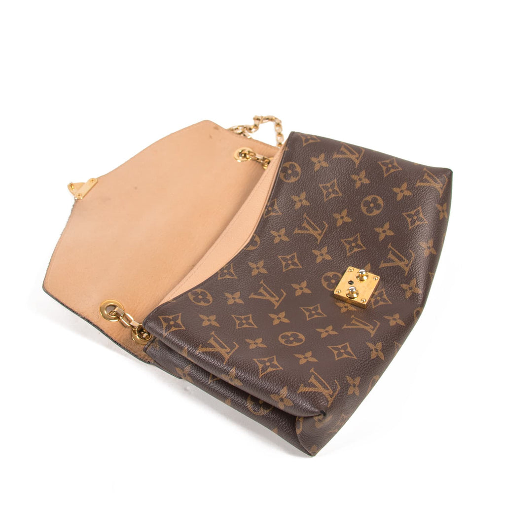 Louis Vuitton Monogram Pallas Chain Bag Bags Louis Vuitton - Shop authentic new pre-owned designer brands online at Re-Vogue