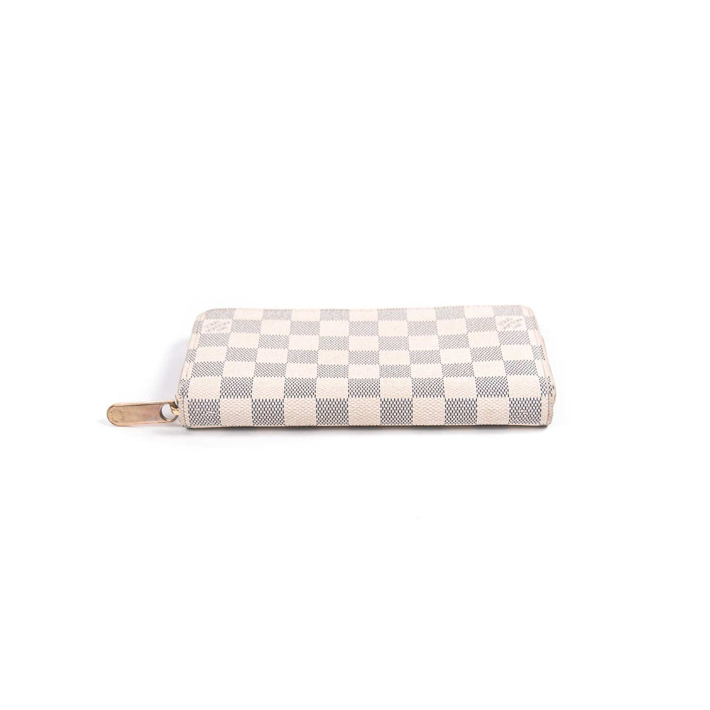 Louis Vuitton Damier Azur Zippy Wallet Accessories Louis Vuitton - Shop authentic new pre-owned designer brands online at Re-Vogue