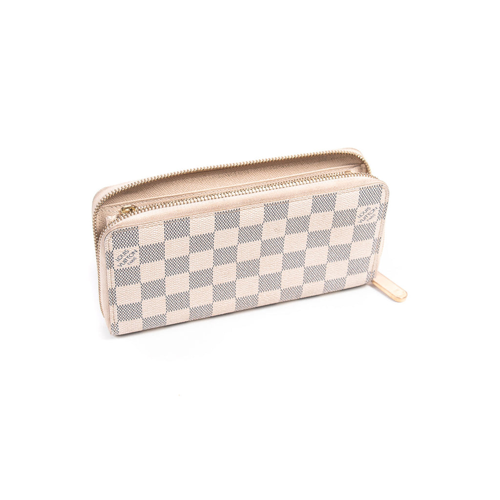 Louis Vuitton Damier Azur Zippy Wallet Accessories Louis Vuitton - Shop authentic new pre-owned designer brands online at Re-Vogue