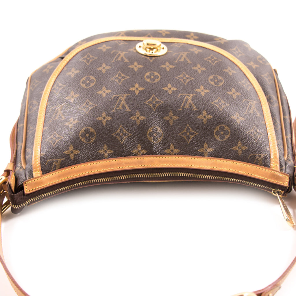 Louis Vuitton Monogram Tulum PM Shoulder Bag Bags Louis Vuitton - Shop authentic new pre-owned designer brands online at Re-Vogue