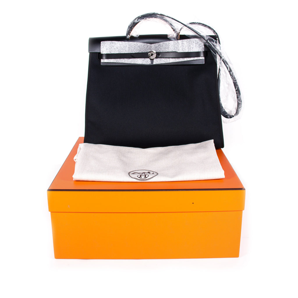 Hermes Herbag Zip 39 Black Bags Hermès - Shop authentic new pre-owned designer brands online at Re-Vogue