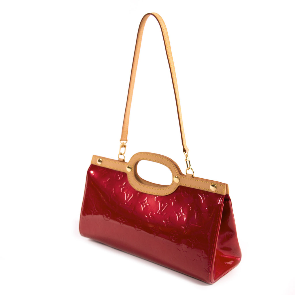 Louis Vuitton Vernis Roxbury Drive Bags Louis Vuitton - Shop authentic new pre-owned designer brands online at Re-Vogue