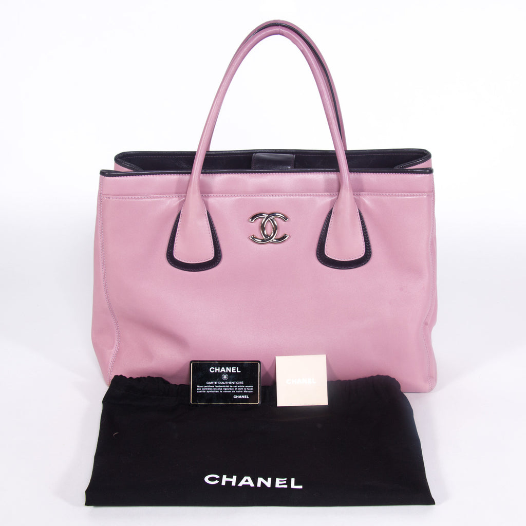 Chanel Ultra Soft Cerf Tote Bags Chanel - Shop authentic new pre-owned designer brands online at Re-Vogue