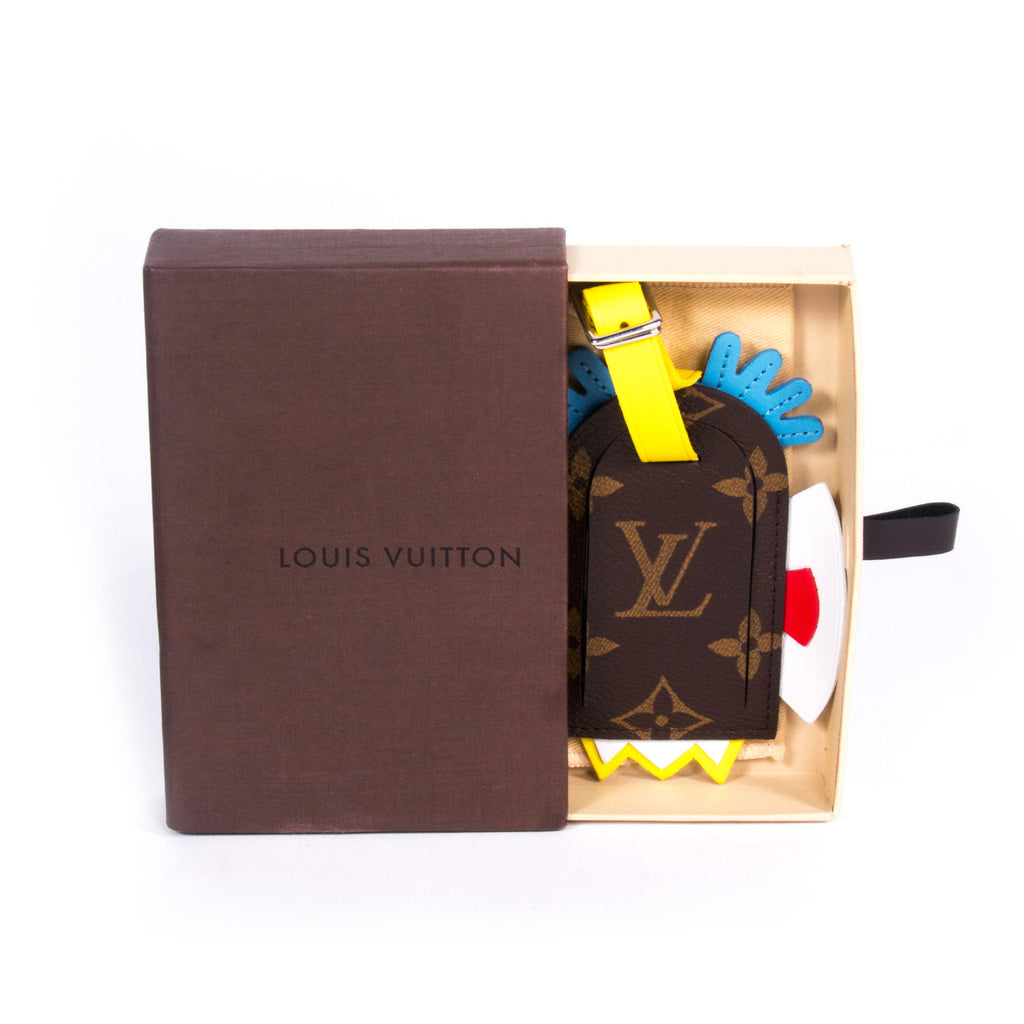 Louis Vuitton Tribal Mask Luggage Tag - revogue