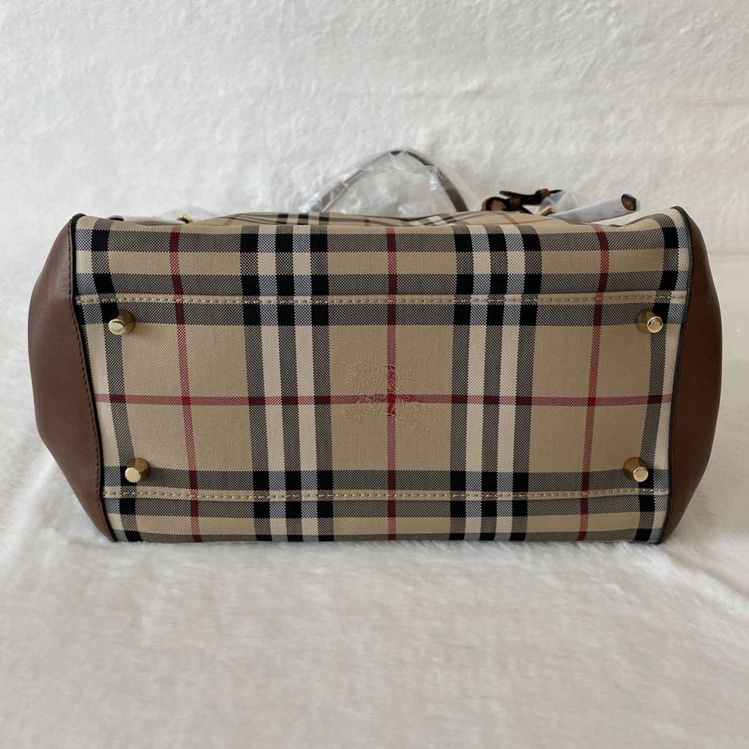 Burberry Haymarket Shopper Tote Bag - revogue