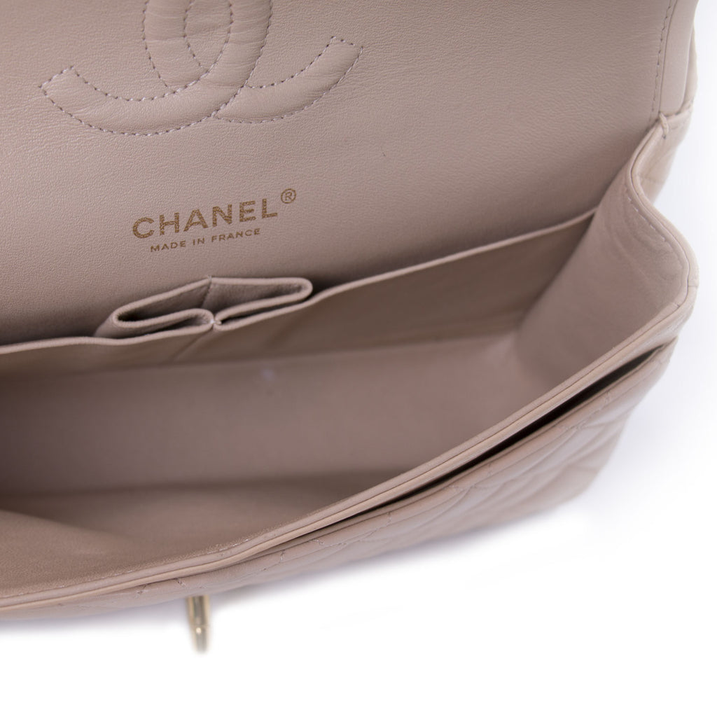 Chanel Classic Medium Double Flap Bag Bags Chanel - Shop authentic new pre-owned designer brands online at Re-Vogue