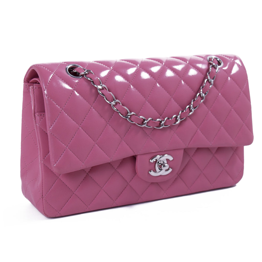 Chanel Classic Medium Double Flap Bags Chanel - Shop authentic new pre-owned designer brands online at Re-Vogue