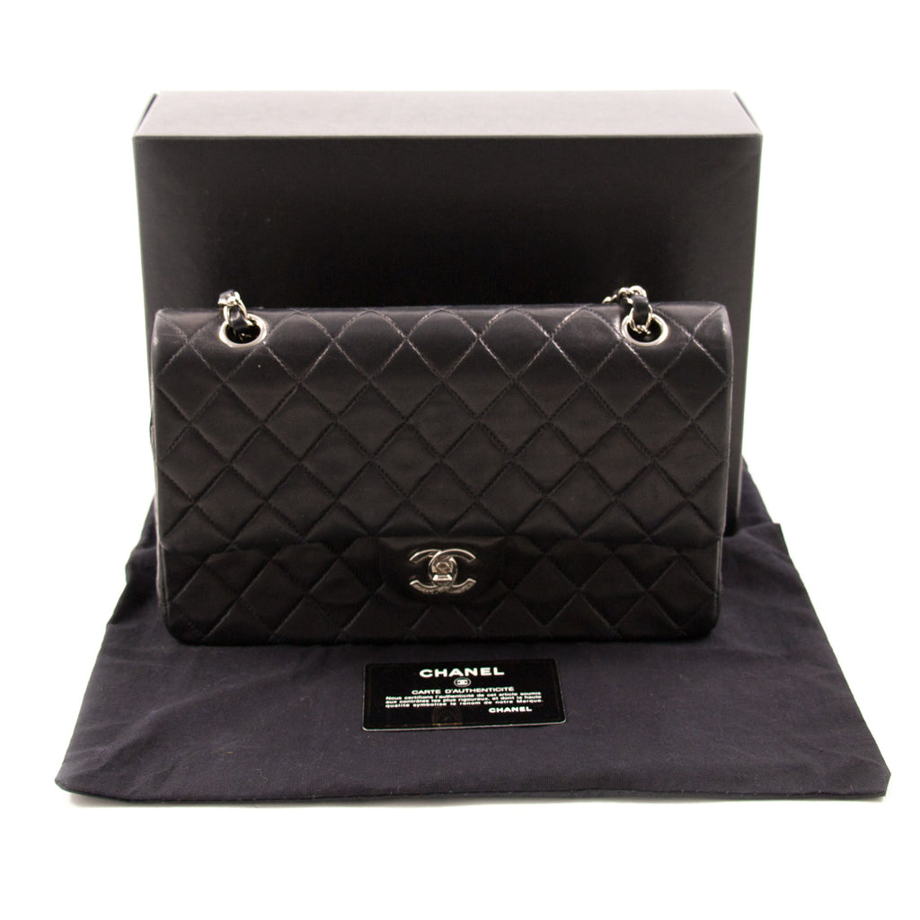 Chanel Classic Medium Double Flap Bag Bags Chanel - Shop authentic new pre-owned designer brands online at Re-Vogue