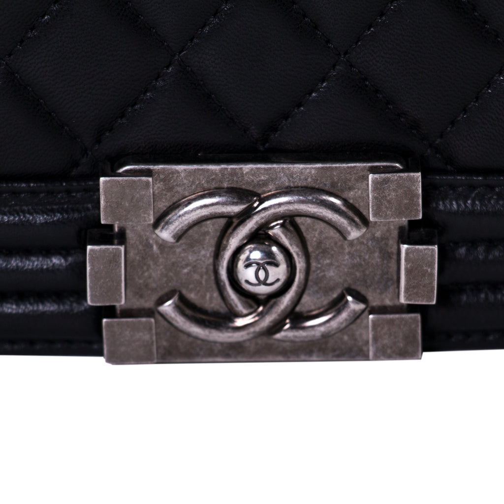 Chanel Large Boy Bag Bags Chanel - Shop authentic new pre-owned designer brands online at Re-Vogue