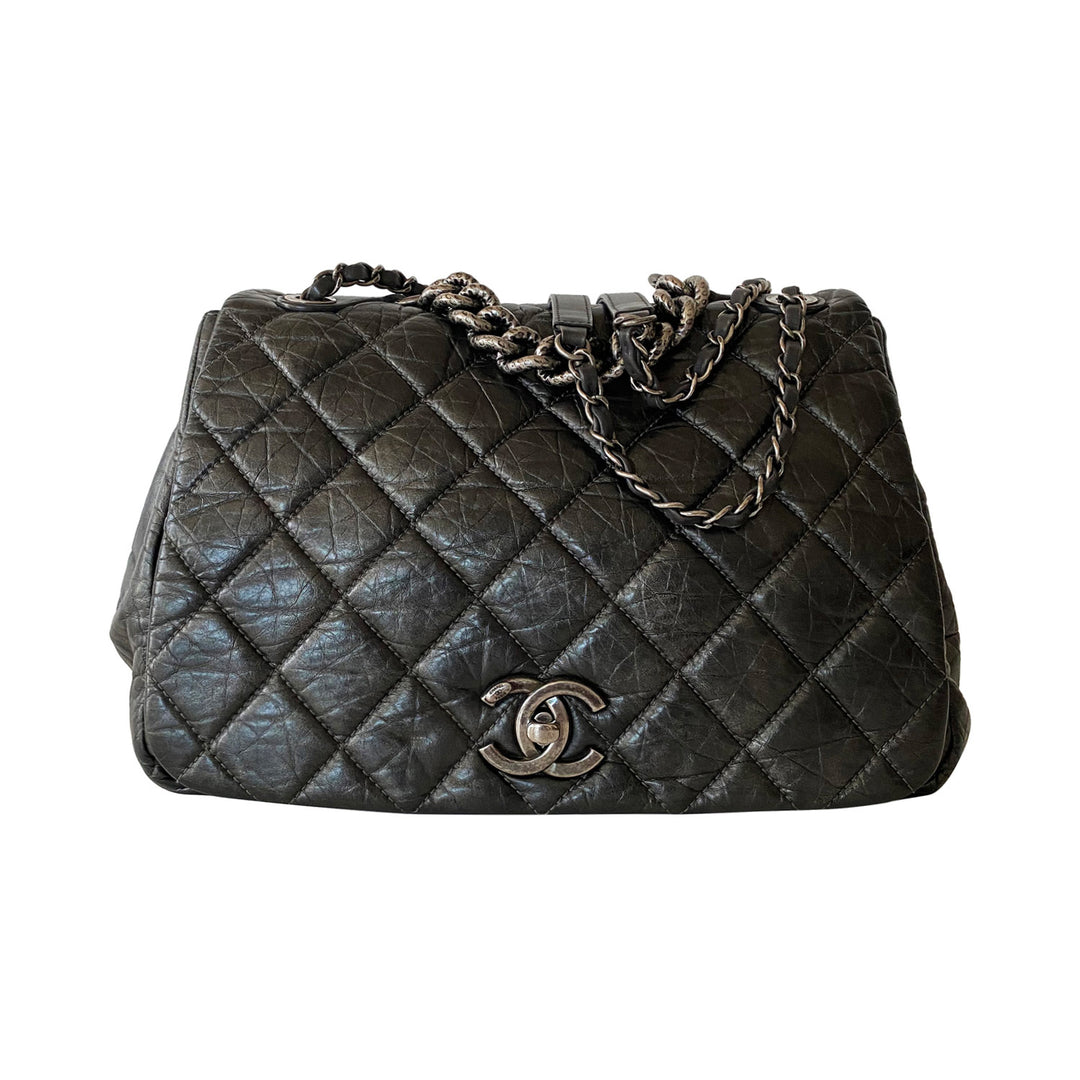 Chanel Crumpled Quilted CC Flap Bag - revogue
