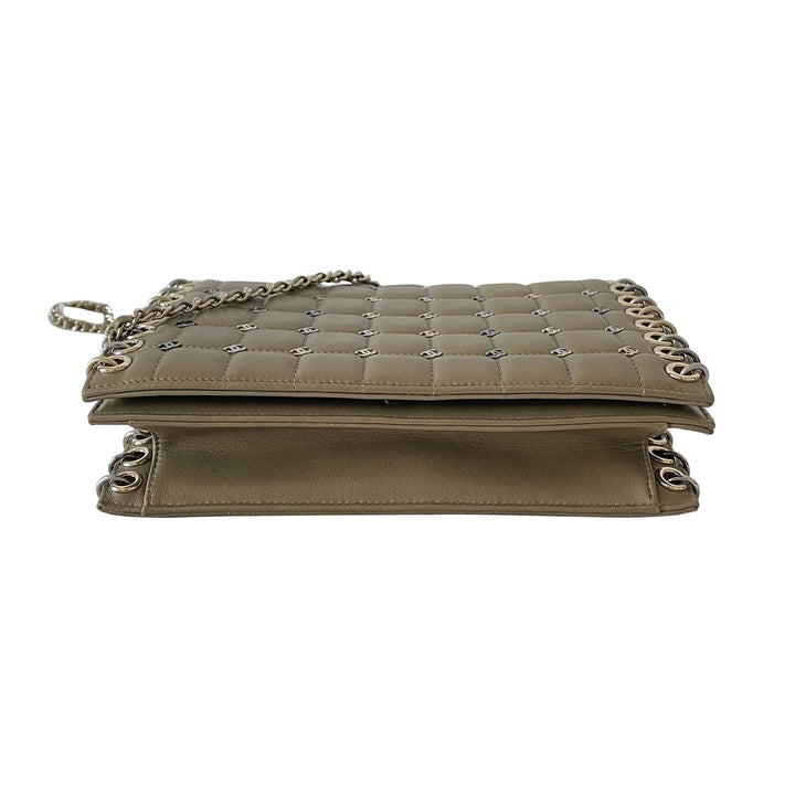 Chanel Chained Wallet on Chain - revogue