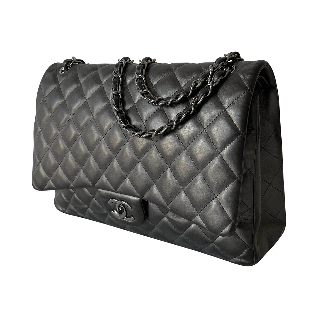 Chanel Classic Maxi Double Flap Bag - revogue