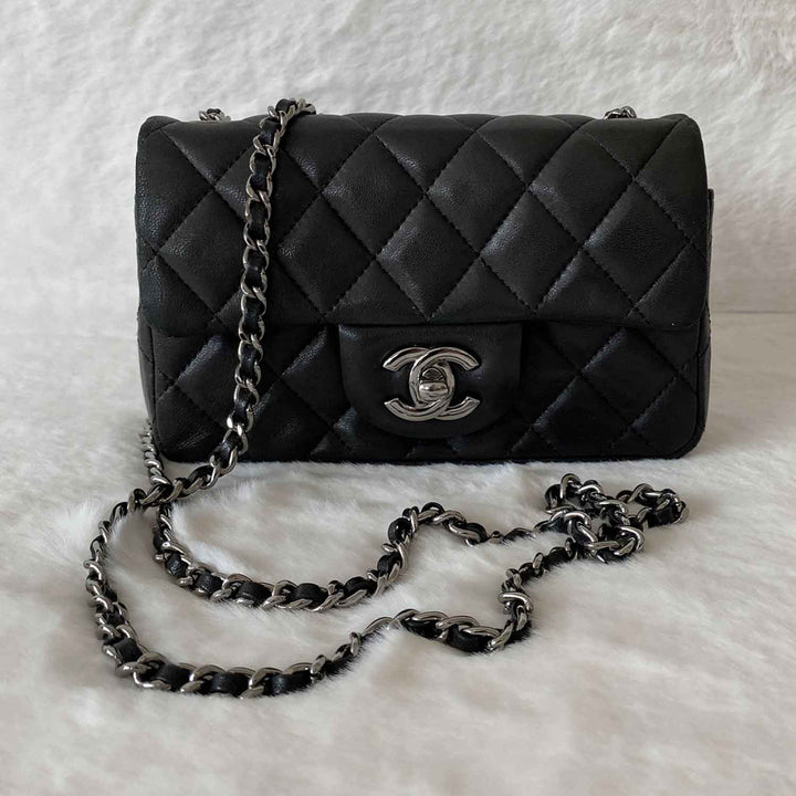 Chanel Classic Rectangular Mini Flap Bag - revogue