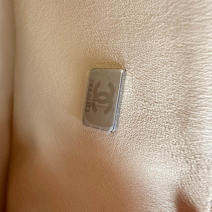 Chanel Classic Small Double Flap Bag - revogue