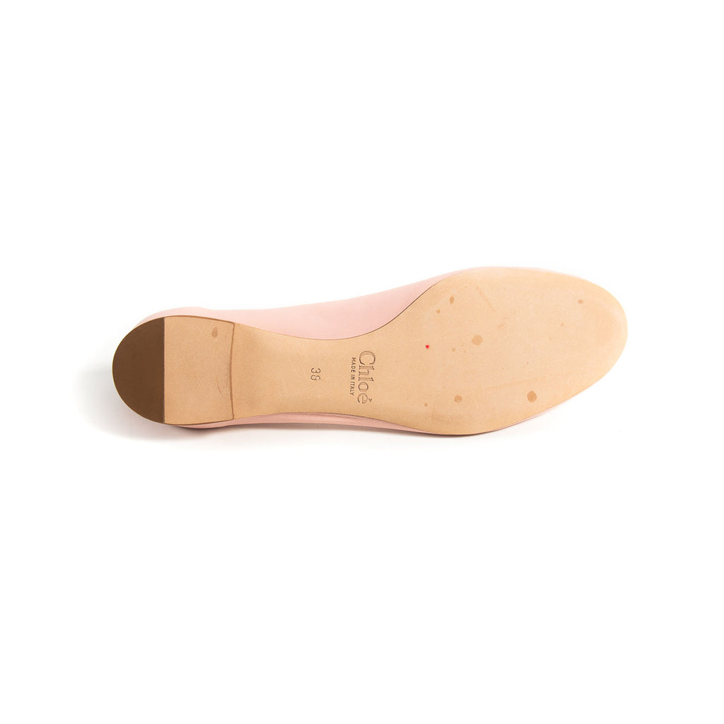 Chloé Leather Flats Shoes Chloé - Shop authentic new pre-owned designer brands online at Re-Vogue