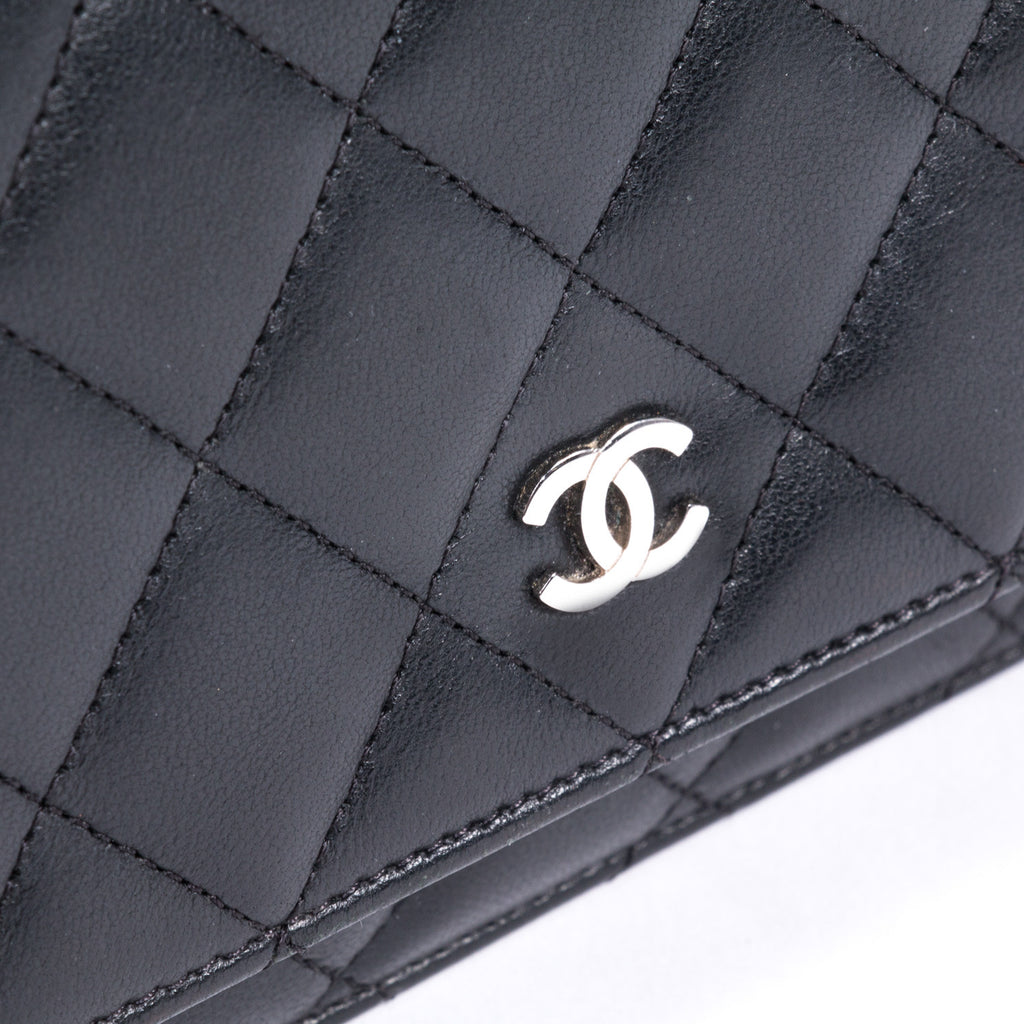 Chanel Quilted Chain Wallet Bags Chanel - Shop authentic new pre-owned designer brands online at Re-Vogue