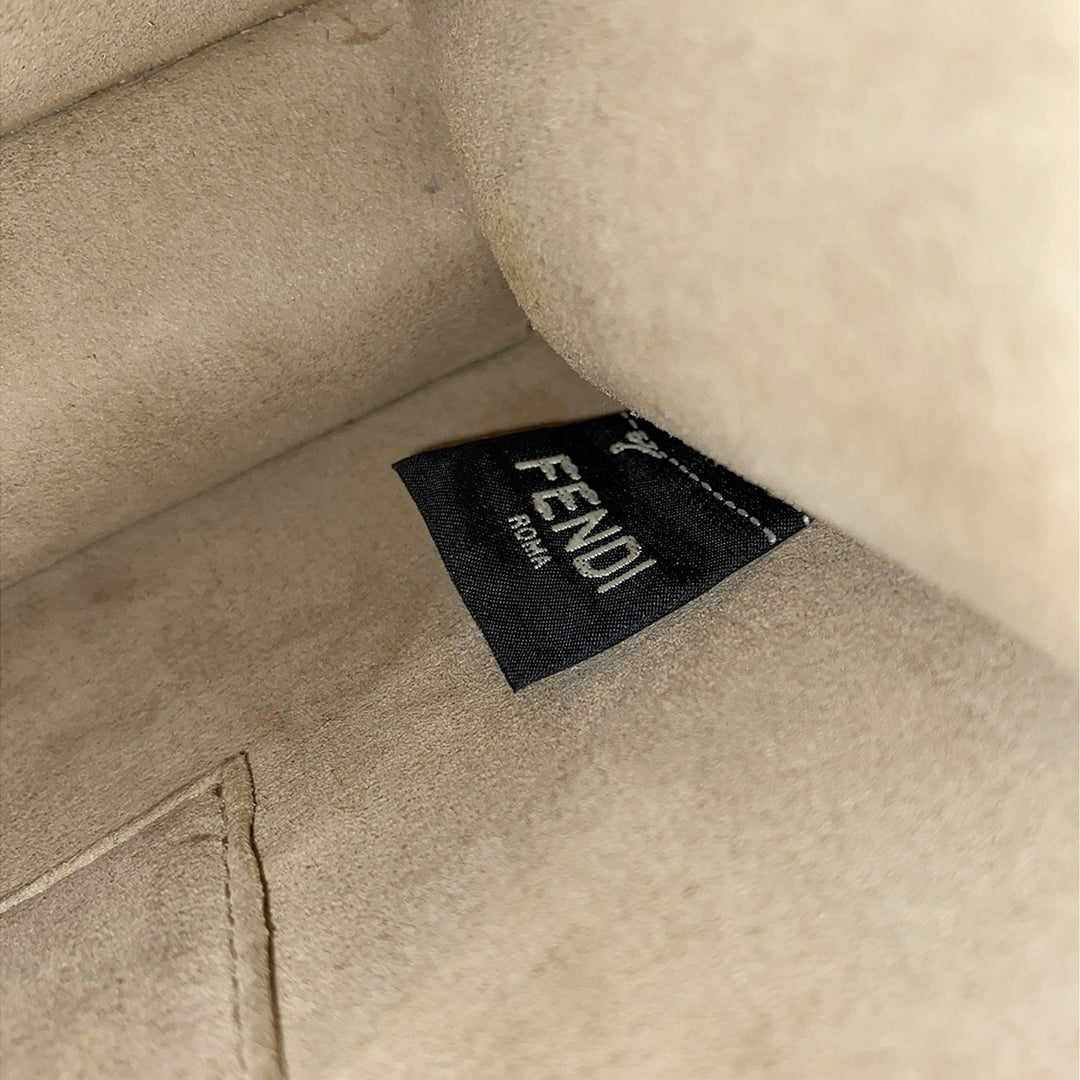 Fendi Kan U Leather Bag - revogue