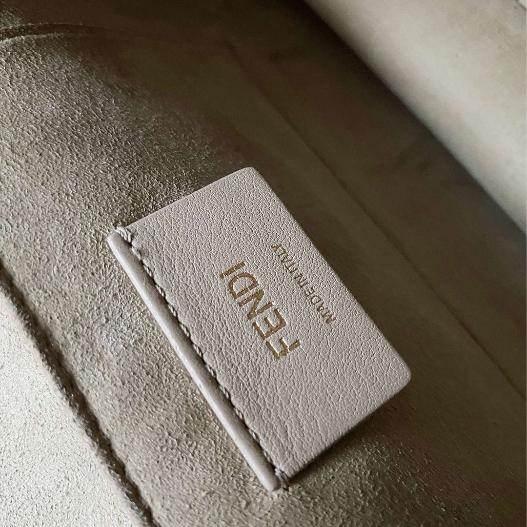 Fendi Kan U Leather Bag - revogue