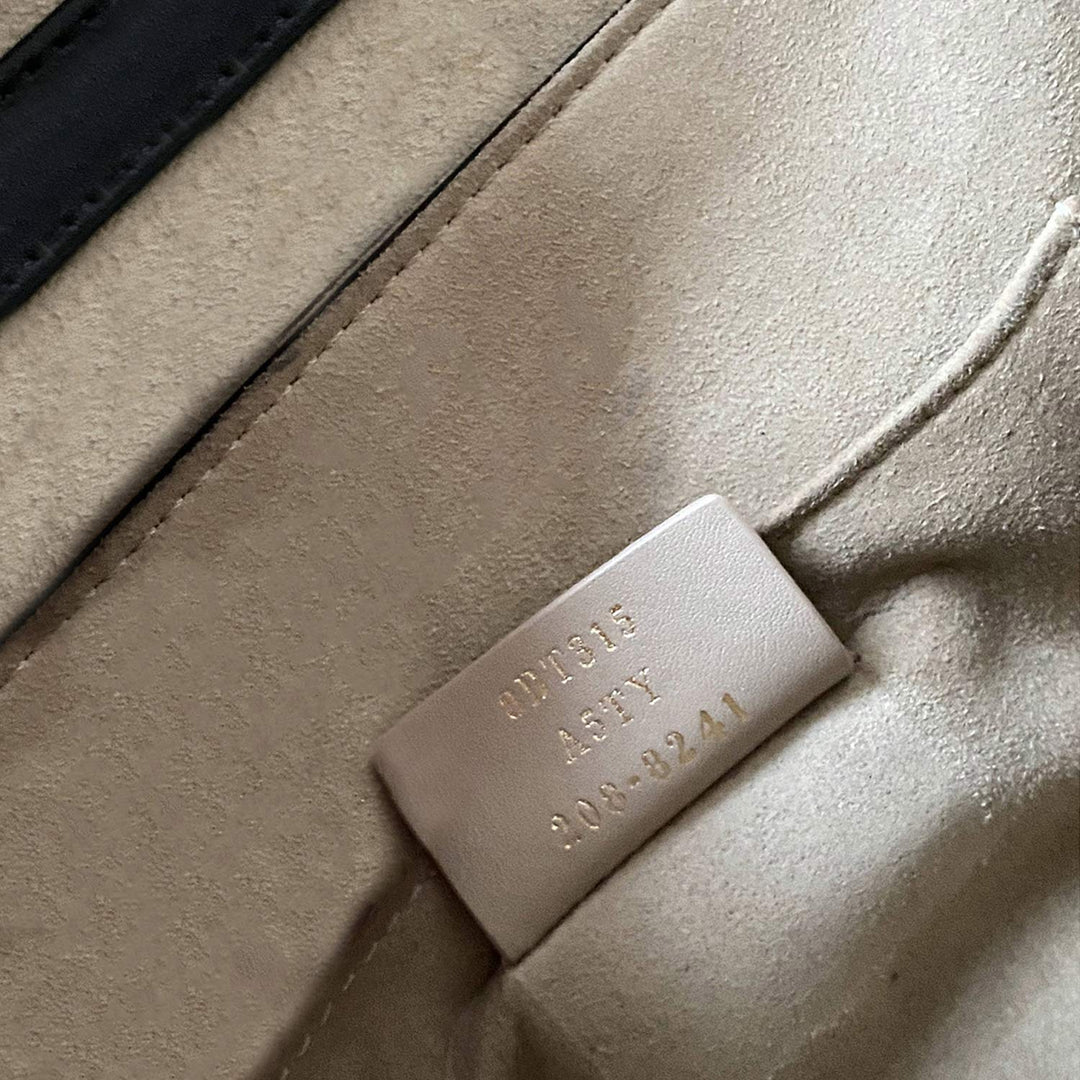 Fendi Kan U Leather Bag - revogue