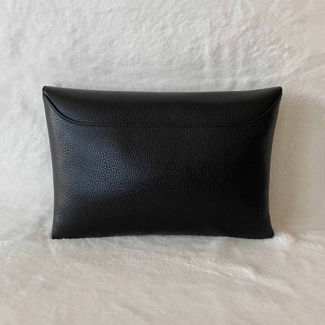 Givenchy Antigona Envelope Clutch Bag - revogue