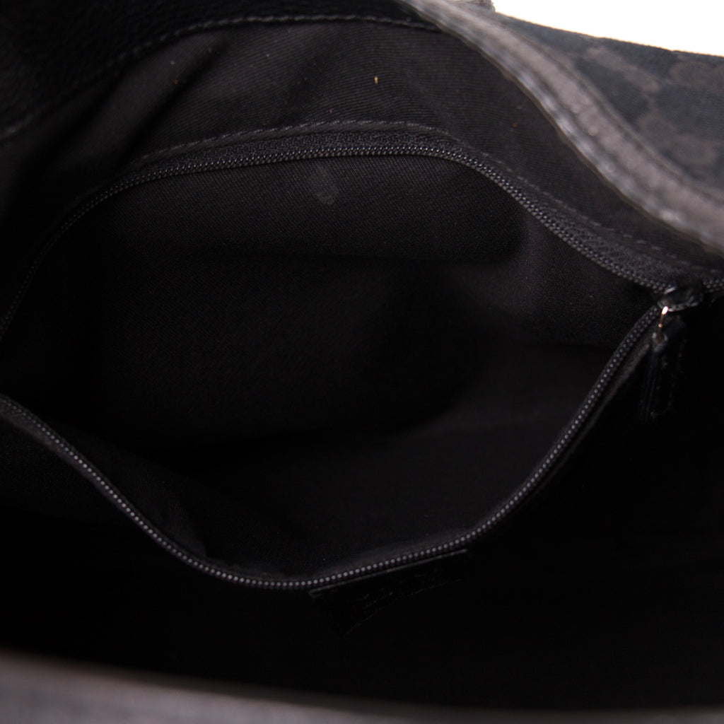 Gucci GG Black Canvas Hobo Bag Bags Gucci - Shop authentic new pre-owned designer brands online at Re-Vogue