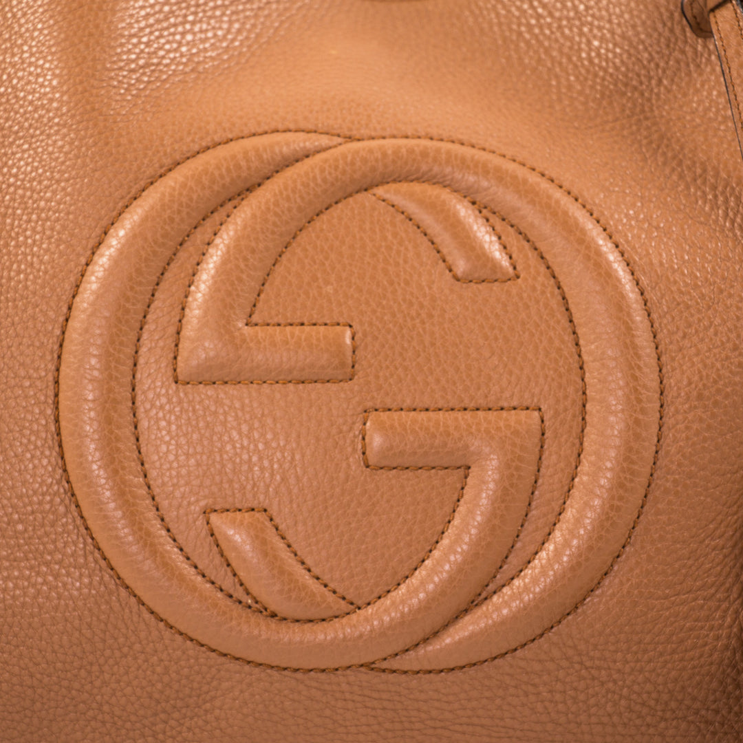 Gucci Soho Large Chain Shoulder Bag Bags Gucci - Shop authentic new pre-owned designer brands online at Re-Vogue