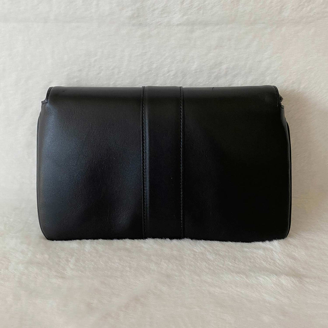 Gucci GG Marmont Leather Aril Shoulder Bag - revogue