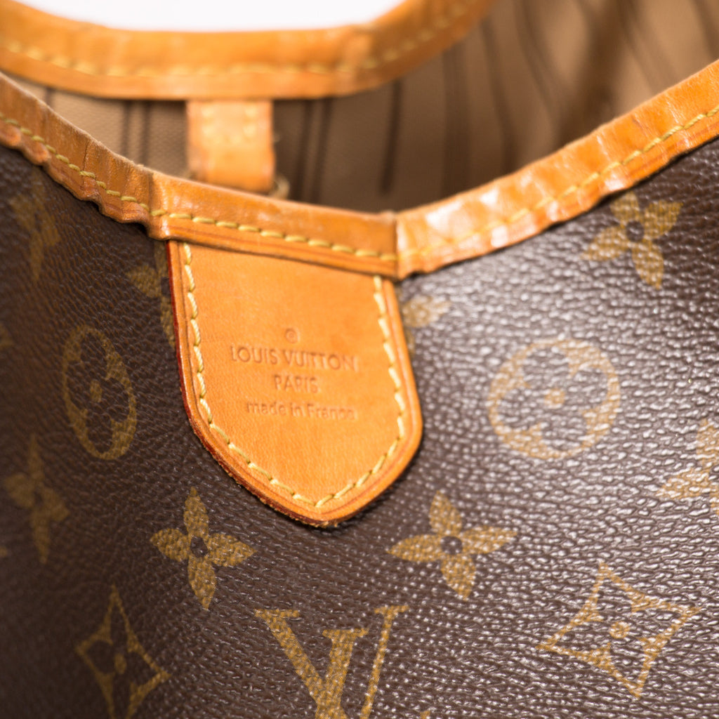 Louis Vuitton Delightful MM Bags Louis Vuitton - Shop authentic new pre-owned designer brands online at Re-Vogue