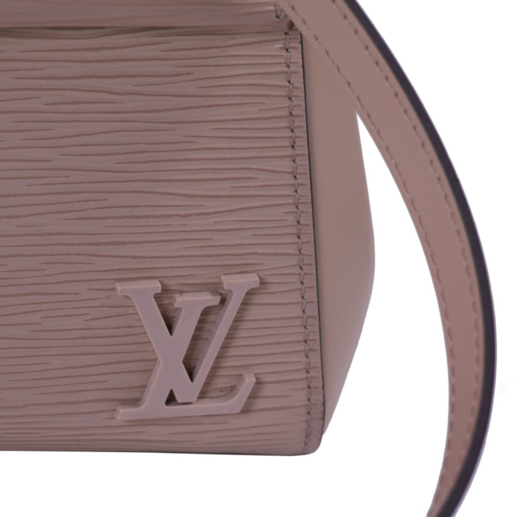 Louis Vuitton Epi Cluny BB Shoulder Bag Bags Louis Vuitton - Shop authentic new pre-owned designer brands online at Re-Vogue