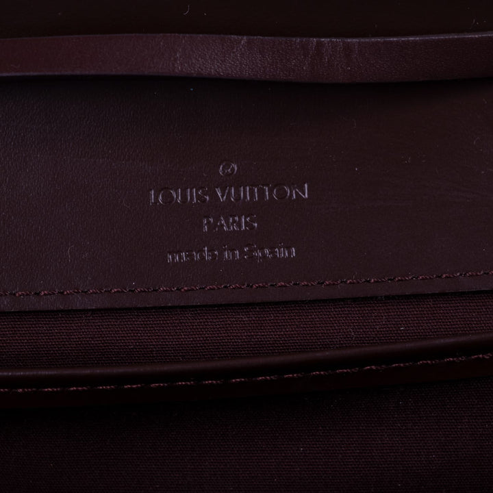 Louis Vuitton Epi Honfleur Clutch Bags Louis Vuitton - Shop authentic new pre-owned designer brands online at Re-Vogue