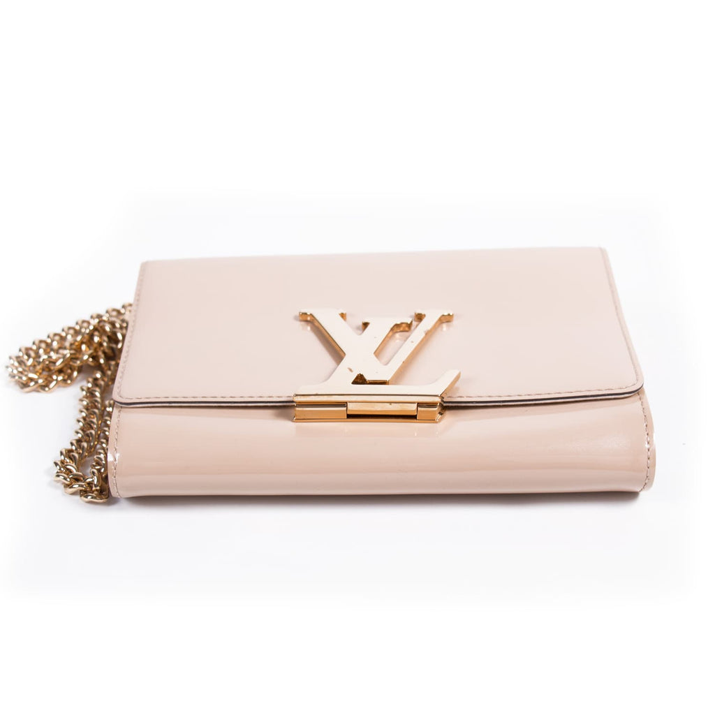 Louis Vuitton Chain Louise MM Bags Louis Vuitton - Shop authentic new pre-owned designer brands online at Re-Vogue