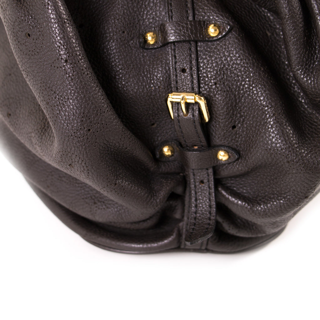 Louis Vuitton Mahina L Hobo Bag Bags Louis Vuitton - Shop authentic new pre-owned designer brands online at Re-Vogue