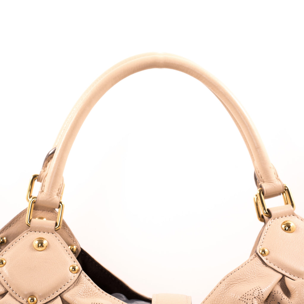 Louis Vuitton Monogram Mahina L Hobo Bag Bags Louis Vuitton - Shop authentic new pre-owned designer brands online at Re-Vogue