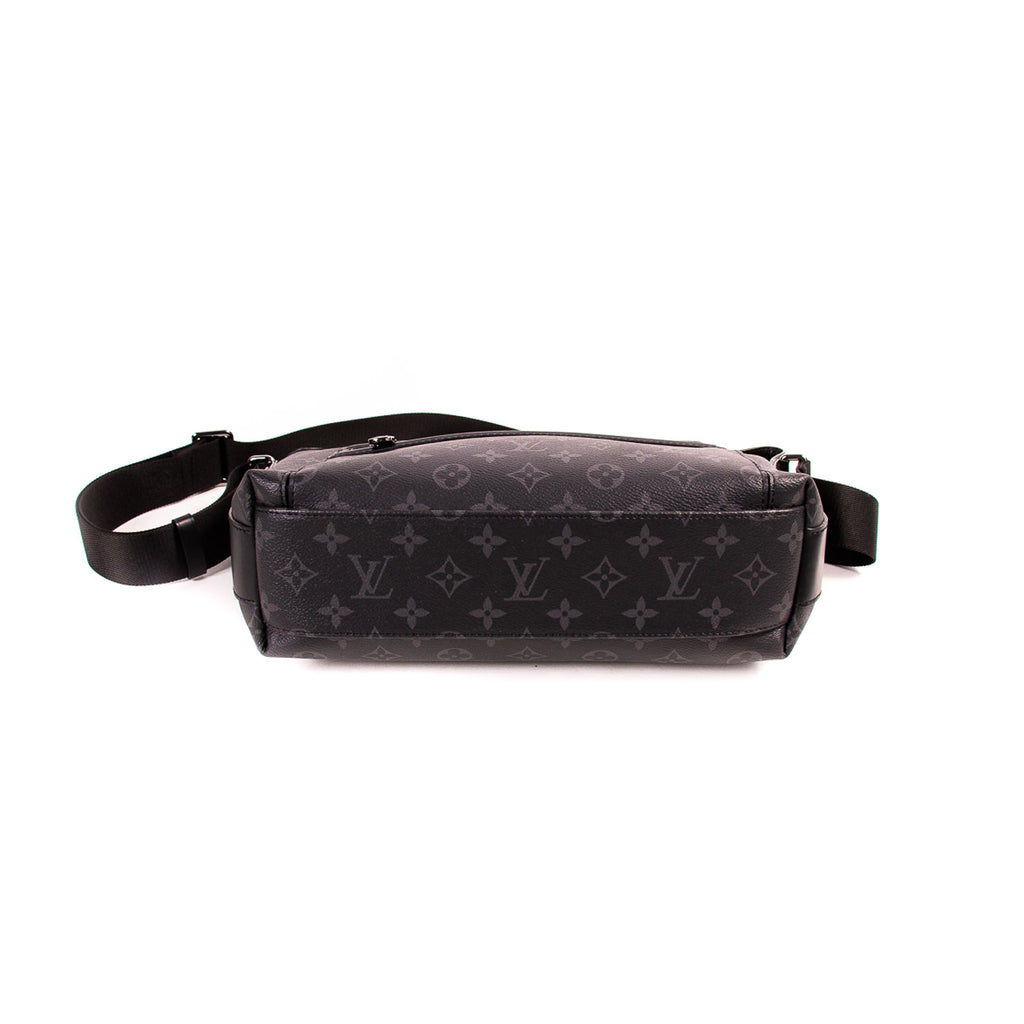 Louis Vuitton Odyssey Messenger PM Bags Louis Vuitton - Shop authentic new pre-owned designer brands online at Re-Vogue