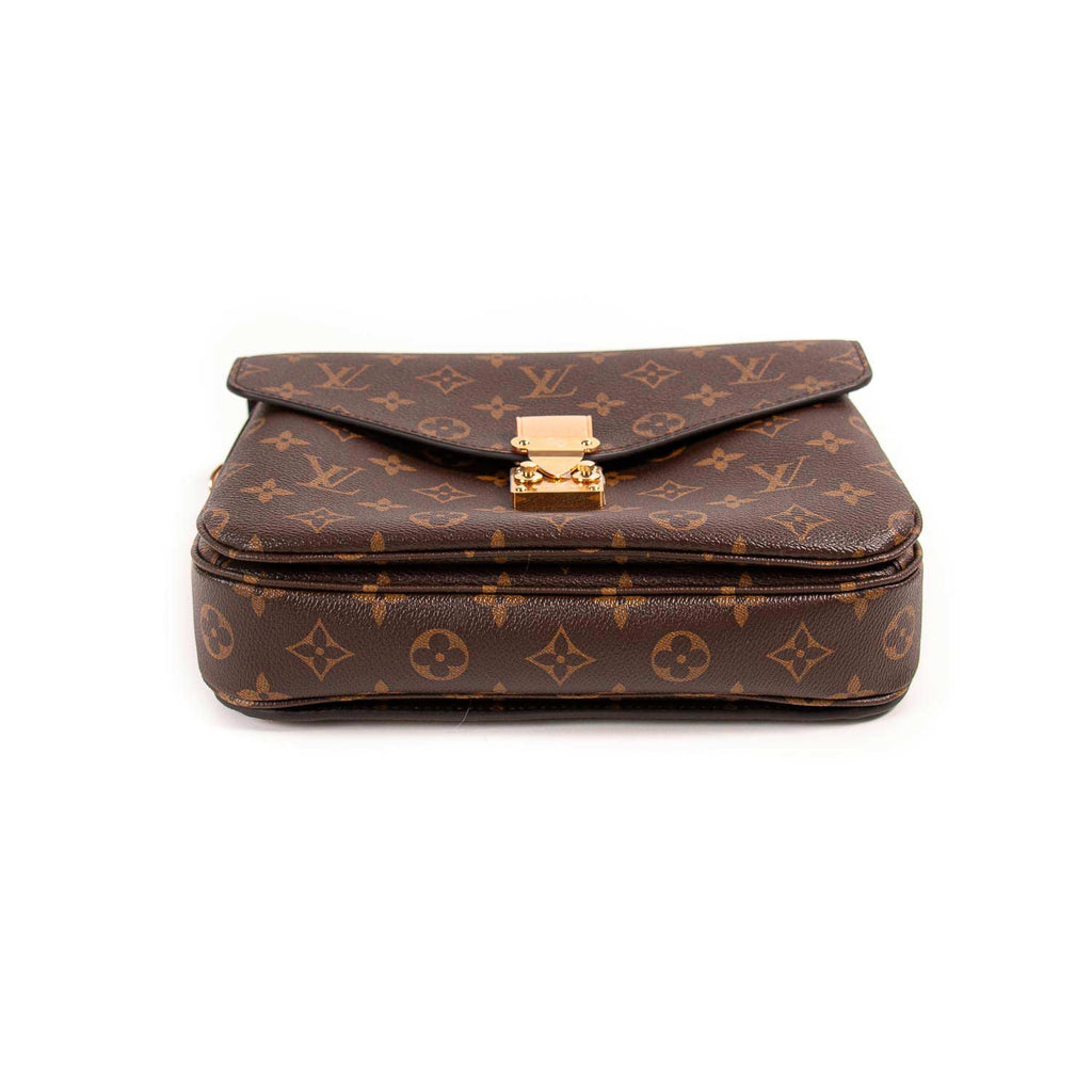 Louis Vuitton Monogram Pochette Metis Bags Louis Vuitton - Shop authentic new pre-owned designer brands online at Re-Vogue